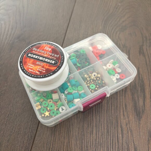 Christmas Bead Making Kit - Picture 1 of 3